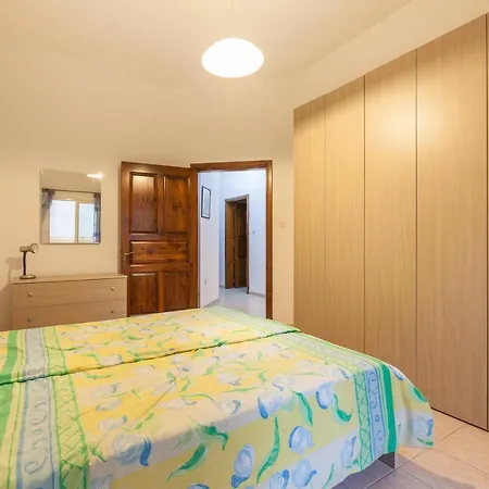 Ma1 Large Apartamento